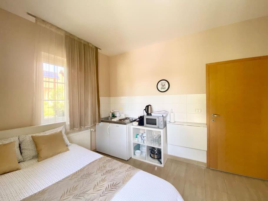 Linden Garden Apartment Postumia Esterno foto